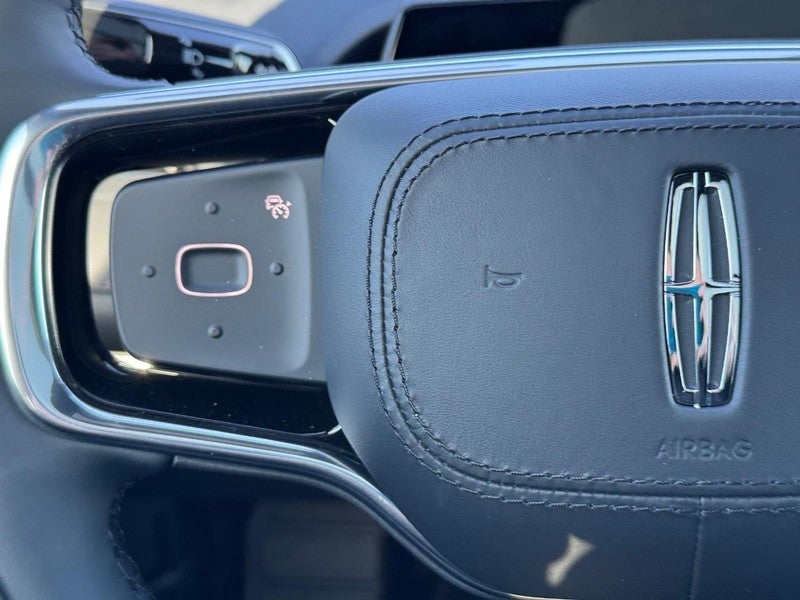 2025 Lincoln Nautilus Reserve AWD