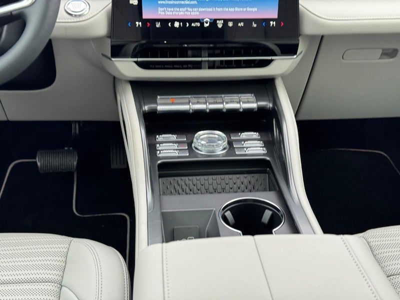 2026 Lincoln Nautilus Reserve AWD