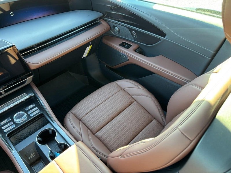 2026 Lincoln Nautilus Reserve AWD