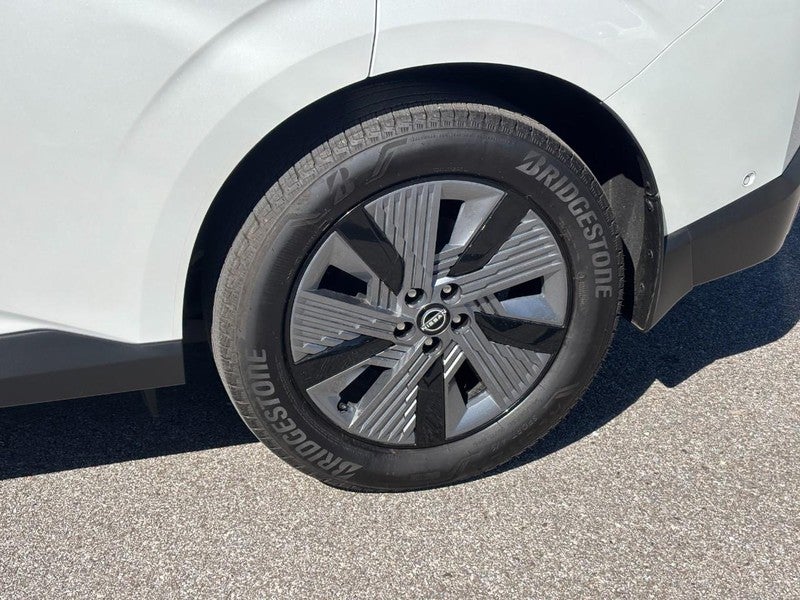 2025 Nissan Murano AWD SL