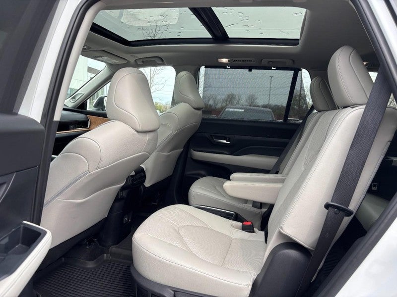 2024 Toyota Grand Highlander Platinum AWD (Natl)