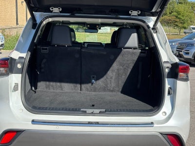 2023 Toyota Highlander Platinum FWD (Natl)