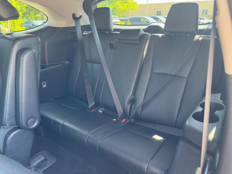 2023 Toyota Highlander LE AWD (Natl)