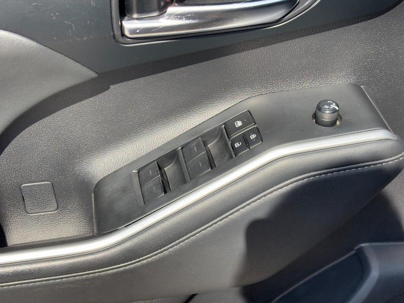 2023 Toyota Highlander LE AWD (Natl)