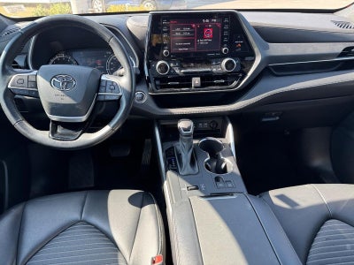 2022 Toyota Highlander XSE FWD (Natl)