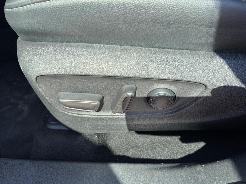 2022 Toyota Highlander XSE FWD (Natl)