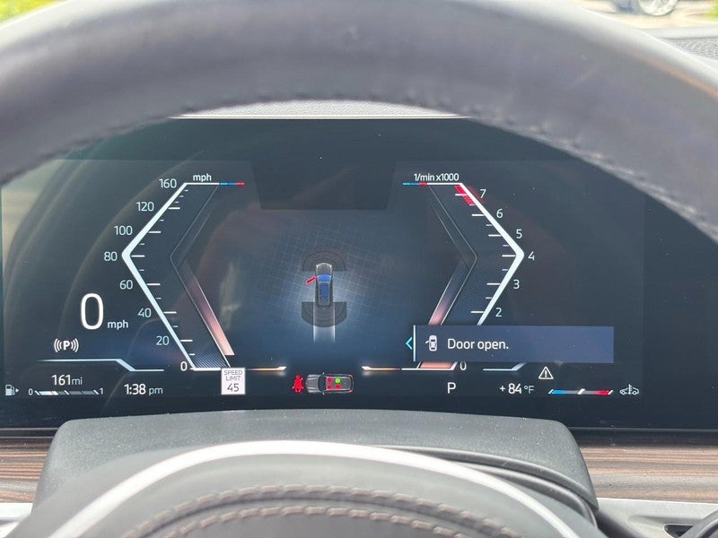 2025 BMW X7 xDrive40i Sports Activity Vehicle