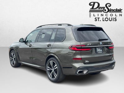 2025 BMW X7 xDrive40i Sports Activity Vehicle