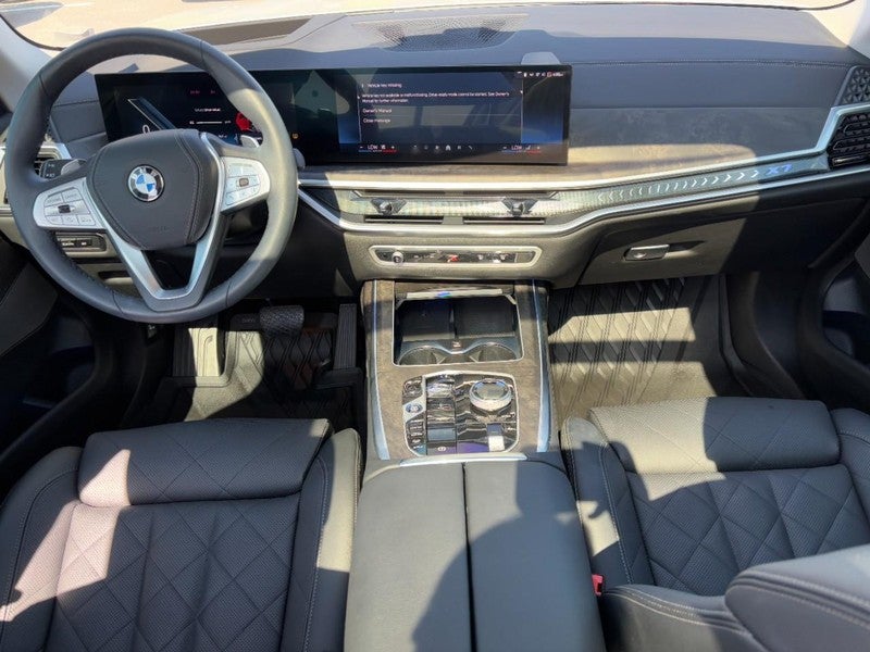 2025 BMW X7 xDrive40i Sports Activity Vehicle