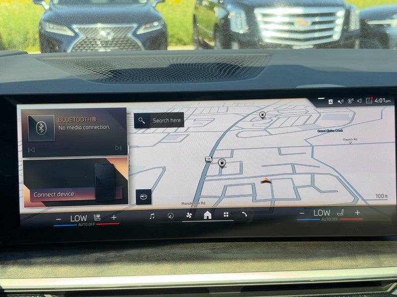 2025 BMW X7 xDrive40i Sports Activity Vehicle