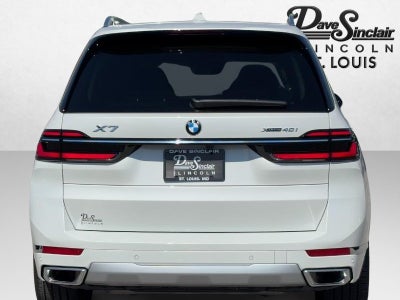 2025 BMW X7 xDrive40i Sports Activity Vehicle
