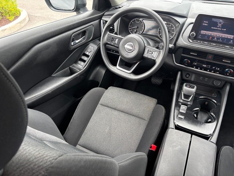 2024 Nissan Rogue FWD SV