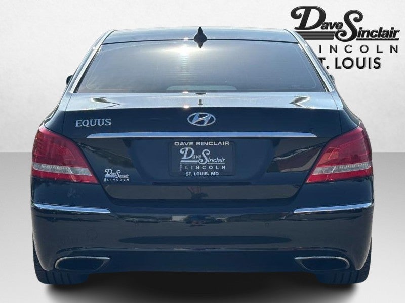 2012 Hyundai Equus 4dr Sdn Signature