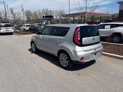 2017 Kia Soul + Auto