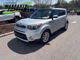 2017 Kia Soul + Auto