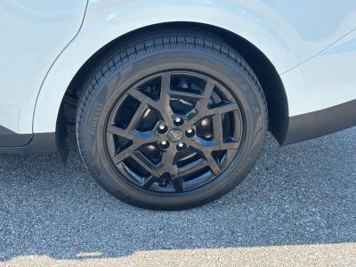 2025 Kia Carnival SX FWD