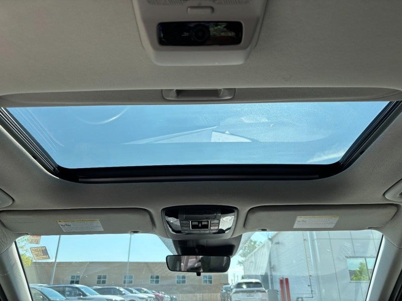 2025 Kia Carnival SX FWD
