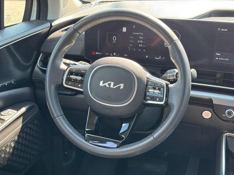 2025 Kia Carnival SX FWD