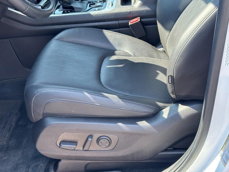 2025 Kia Carnival SX FWD