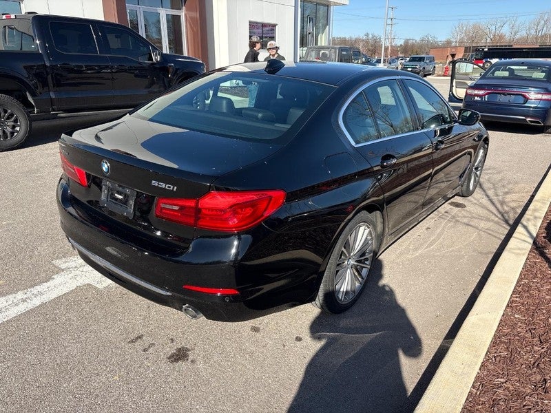 2018 BMW 5 Series 530i xDrive Sedan