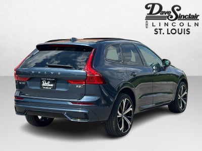 2024 Volvo XC60 B5 AWD Ultimate Dark Theme