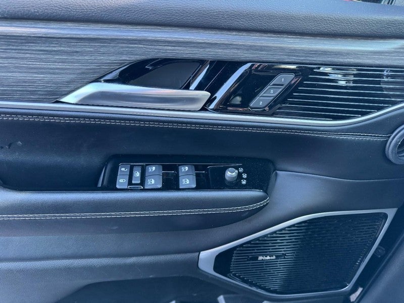 2023 Jeep Wagoneer Series III 4x4