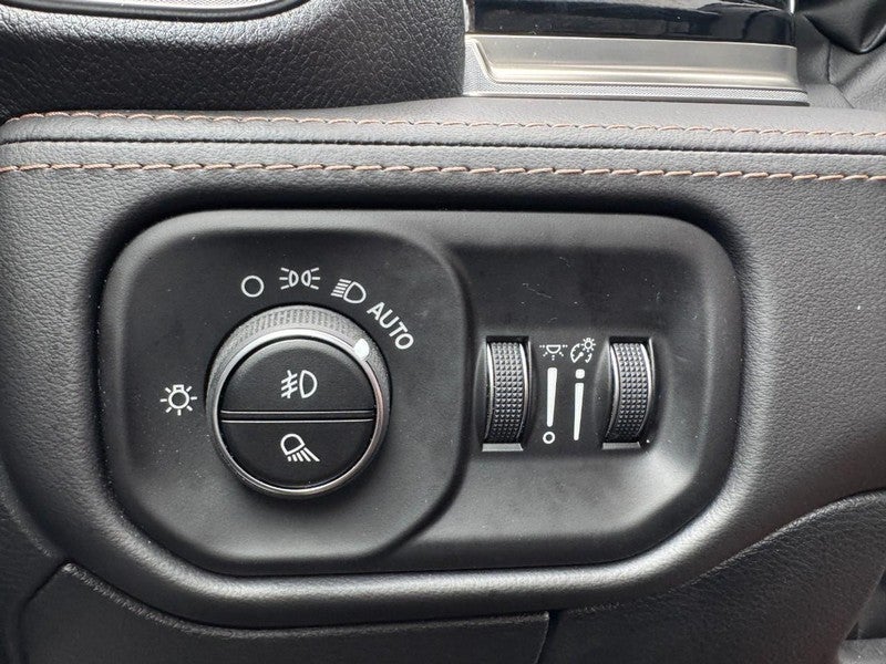 2026 RAM 1500 Tungsten 4x4 Crew Cab 5'7" Box