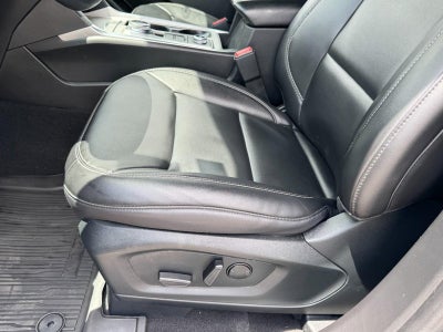 2023 Ford Explorer XLT 4WD