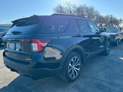 2025 Ford Explorer ST-Line 4WD