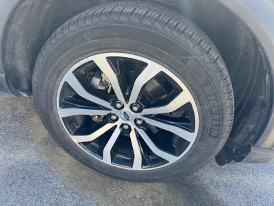 2025 Ford Explorer ST-Line 4WD