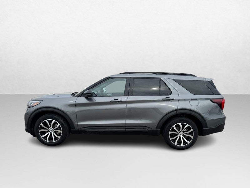 2025 Ford Explorer ST-Line 4WD