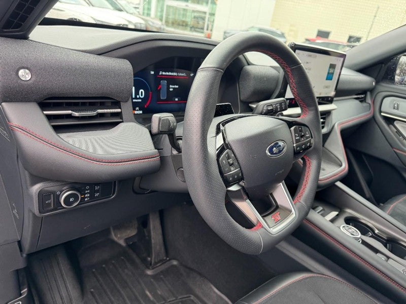 2025 Ford Explorer ST RWD