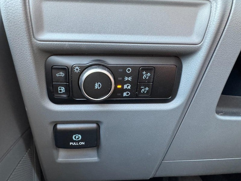 2024 Ford F-150 XLT 4WD SuperCrew Box