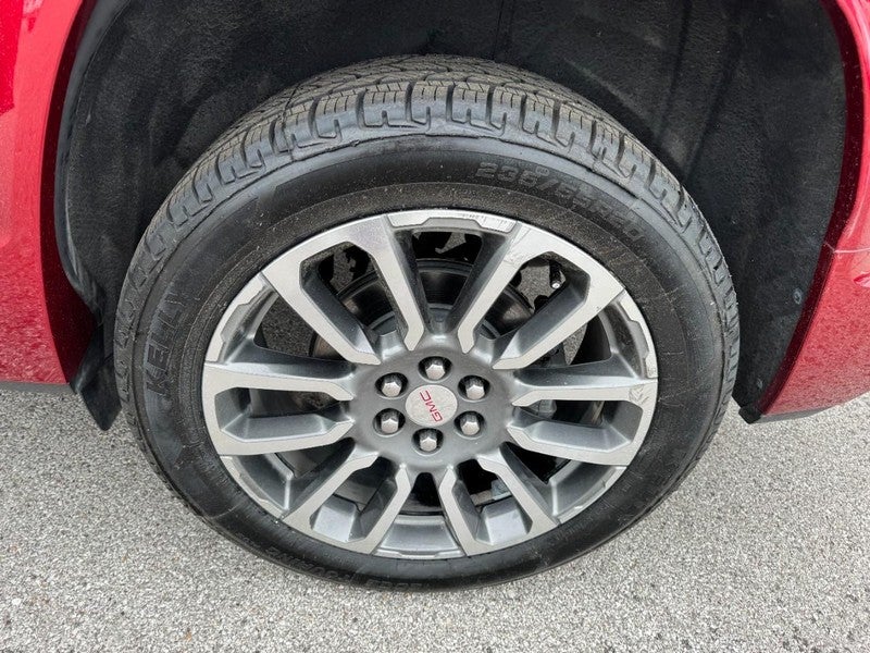 2021 GMC Acadia FWD 4dr Denali