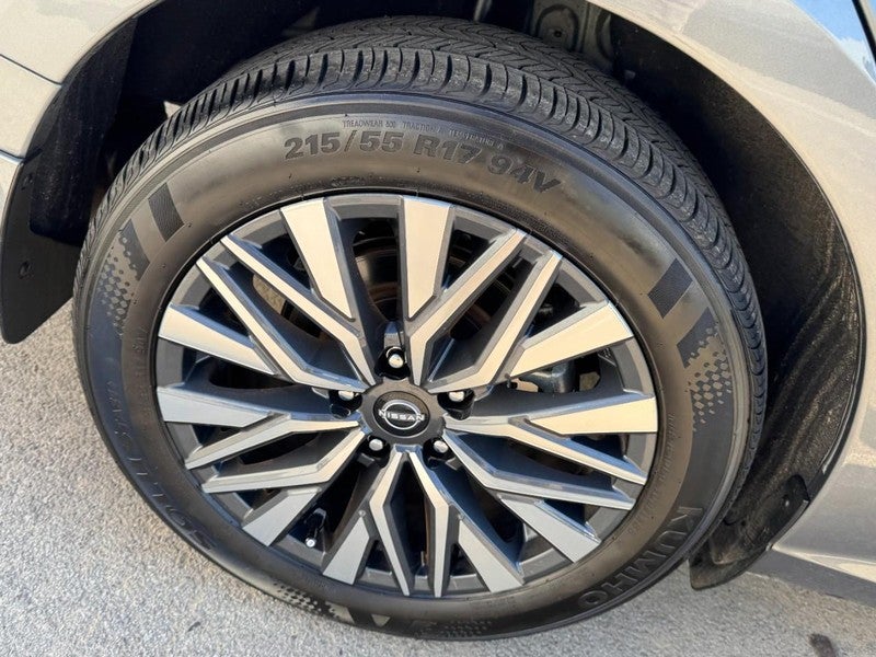 2024 Nissan Altima 2.5 SV AWD Sedan