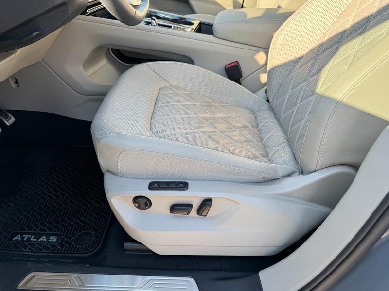 2025 Volkswagen Atlas 2.0T SEL Premium R-Line 4MOTION