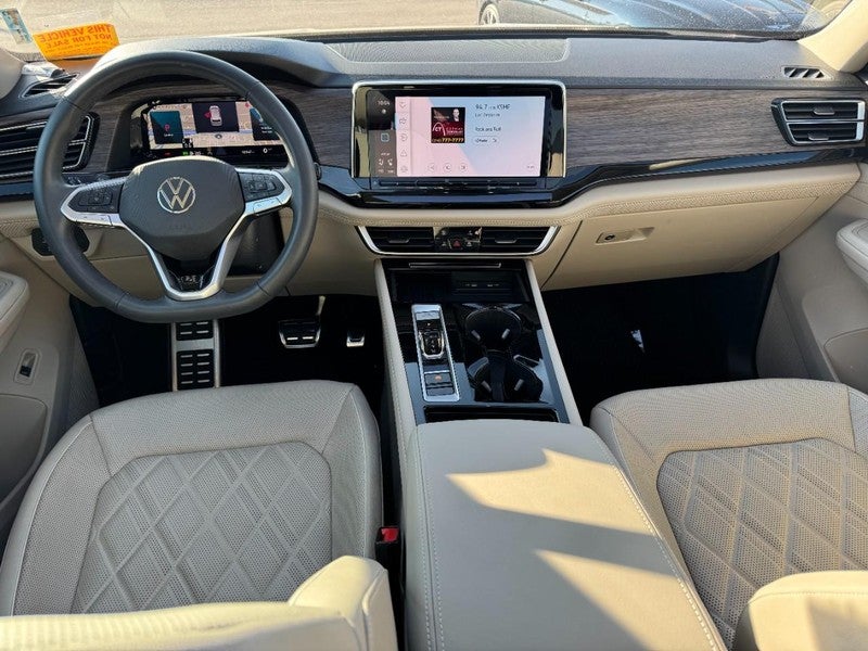 2025 Volkswagen Atlas 2.0T SEL Premium R-Line 4MOTION