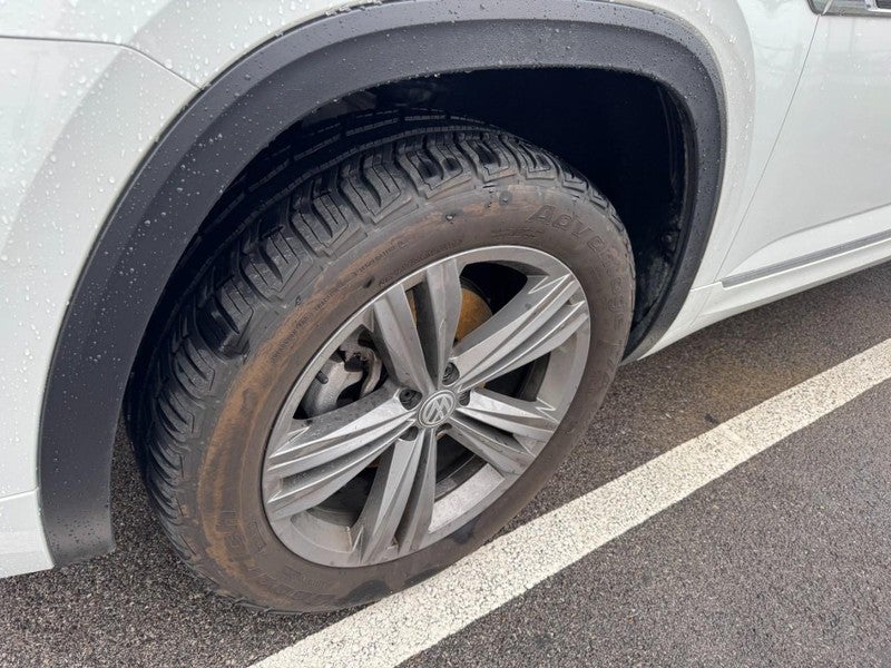 2019 Volkswagen Atlas 3.6L V6 SE w/Technology R-Line FWD