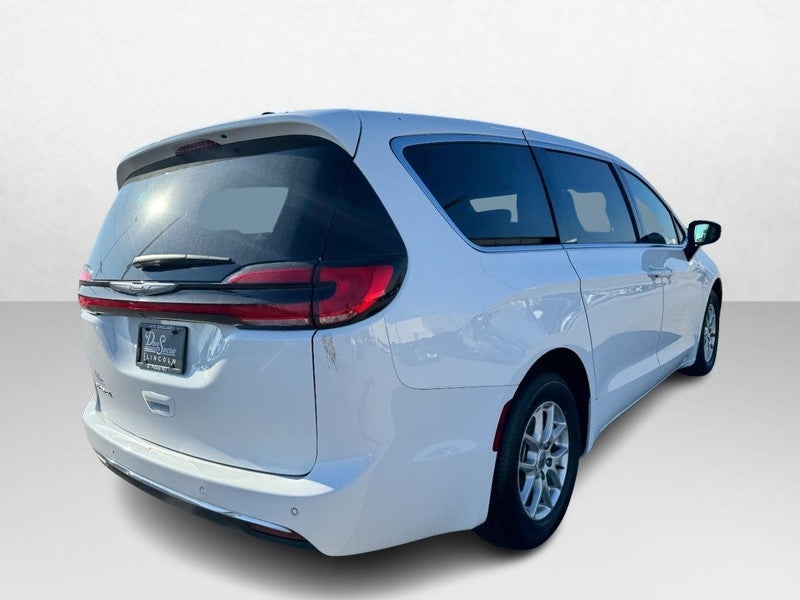 2025 Chrysler Pacifica Select FWD