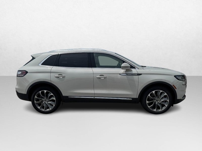 2023 Lincoln Nautilus Reserve FWD