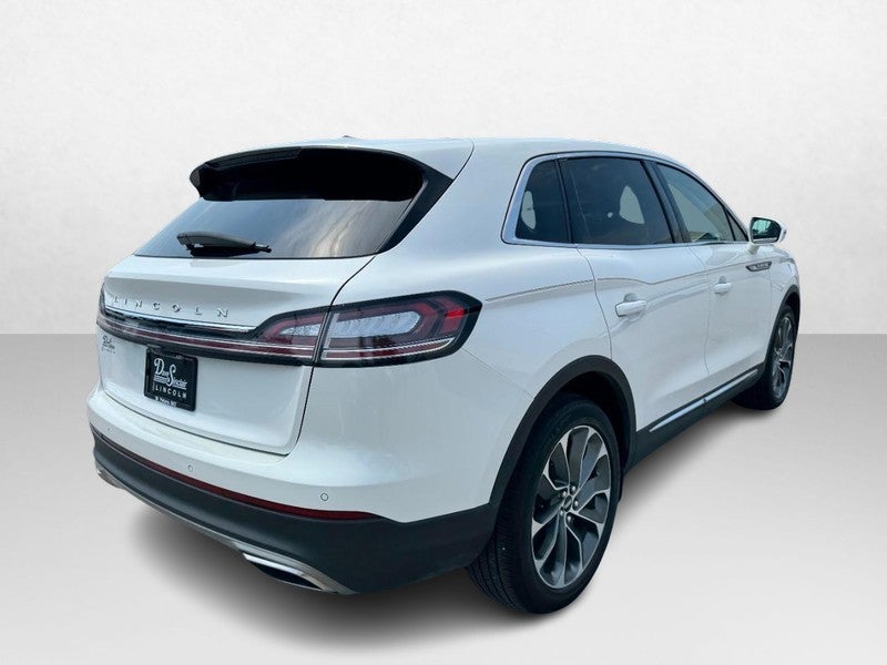 2023 Lincoln Nautilus Reserve FWD