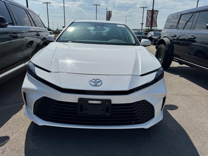 2025 Toyota Camry LE AWD (Natl)