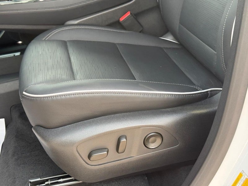 2025 Buick Enclave 4dr Sport Touring