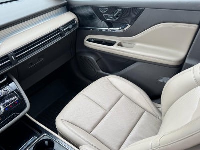 2022 Lincoln Corsair Standard FWD