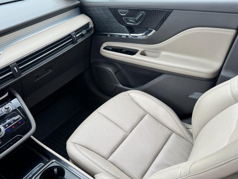 2022 Lincoln Corsair Standard FWD