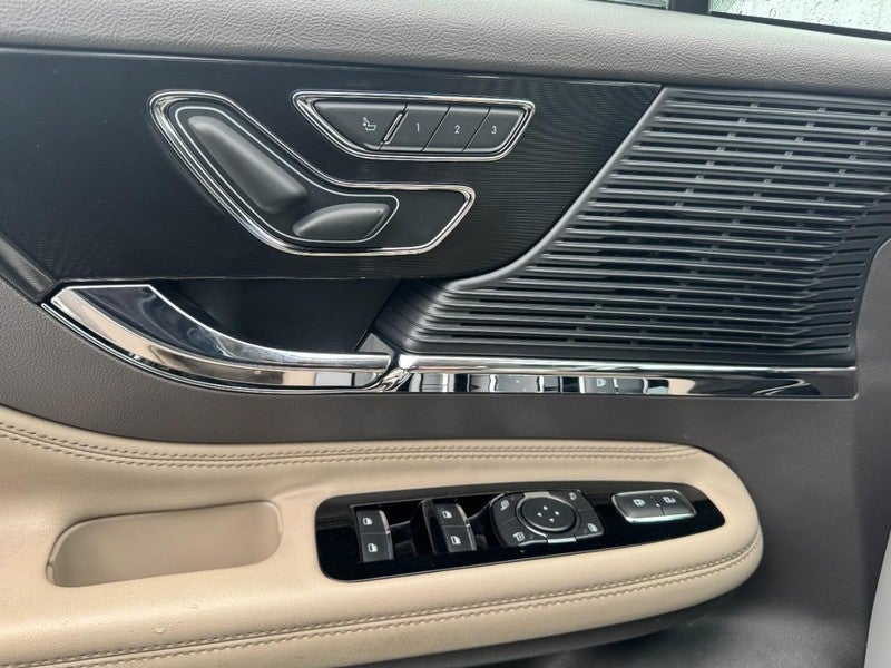 2022 Lincoln Corsair Standard FWD