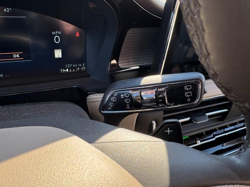 2023 Lincoln Corsair Standard FWD