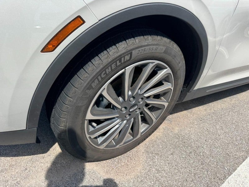 2023 Lincoln Corsair Reserve FWD