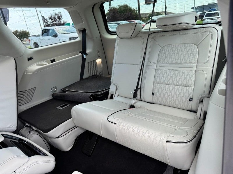 2022 Lincoln Navigator Black Label 4x4