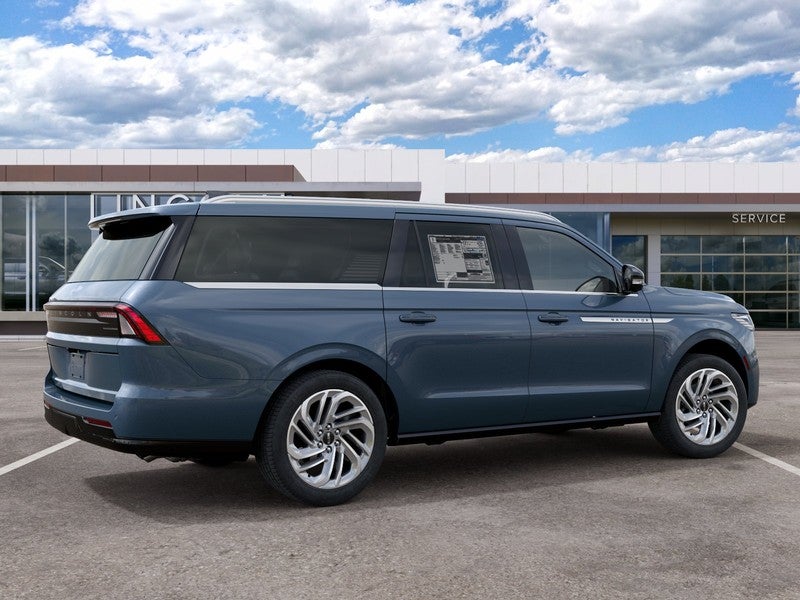 2027 Lincoln Navigator L Reserve 4x4